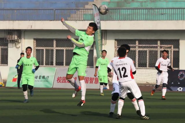 英锦赛第3日囧哥6-0马奎尔晋级 布雷切尔遭逆转